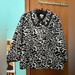 Chico’s animal print jacket. Chico’s size 3 (14-16).